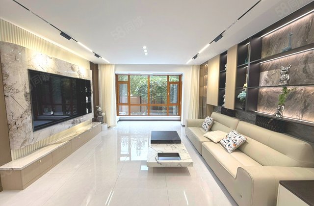 临河风景3室2厅135.29㎡114.8万二手房图片