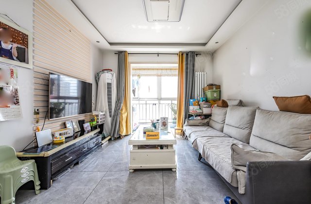 东方红名仕嘉园2室2厅76.91㎡60万二手房图片