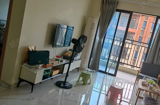 陆河碧桂园柏悦华府3室2厅101㎡85万二手房图片