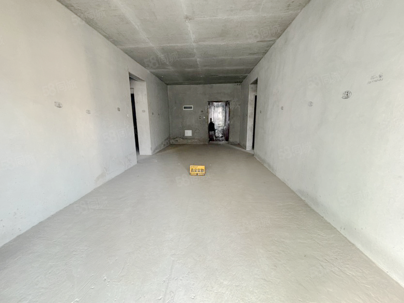 香山苑小区(张湾)3室2厅2卫110㎡南北78万