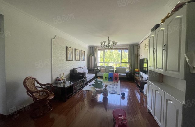 齐悦国际花园(二期)3室2厅164㎡139万二手房图片