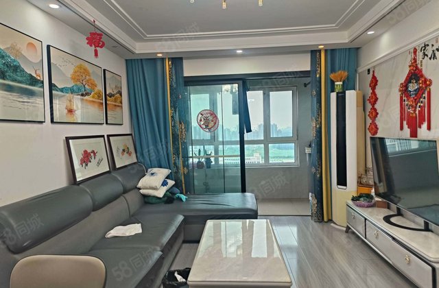 急售！民康文馨苑 新一中对过 精装修拎包就能入住。