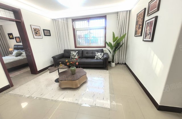 市医院，新水名都，一楼带院边户，皮革公司家属院三室育红实验