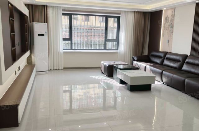 东方沁园3室2厅134㎡100万二手房图片