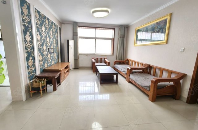 阿卡附近中层精装 桐凤家园 地暖大三室 急售房源