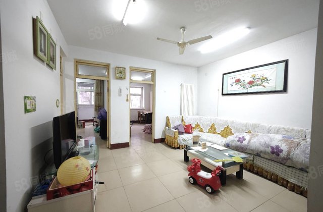 眼科医院旁 火车站附近柳泉花园孝心一楼可三室