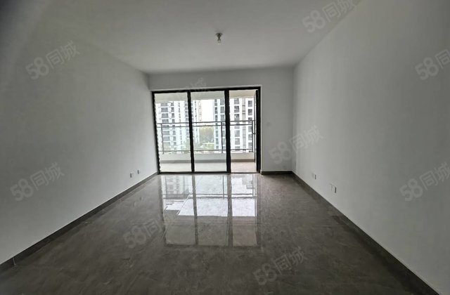 一实验，澜庭观邸，十一层电梯房边户，采光好带车位储藏室急