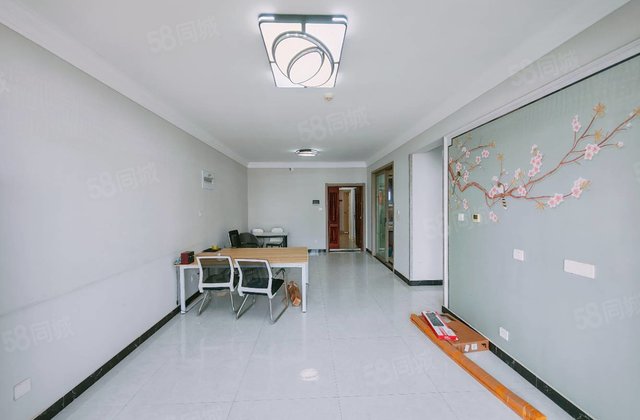 满二送车位外国语图书馆火车站好楼层地暖积水潭民生文馨园名筑