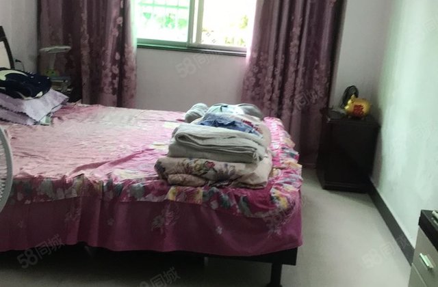 港务中学生活区3室2厅94.5㎡36万二手房图片