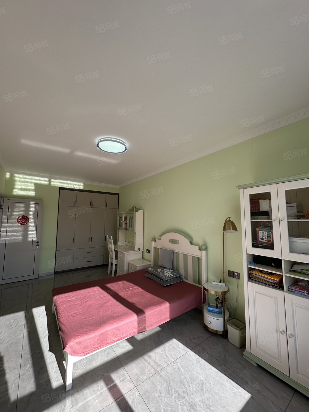 康裕新苑3室2厅2卫160㎡南北127万