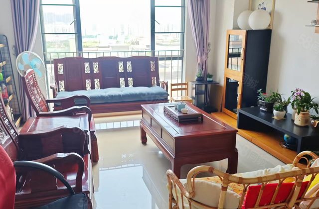 桂南名都4室2厅125.85㎡230万二手房图片