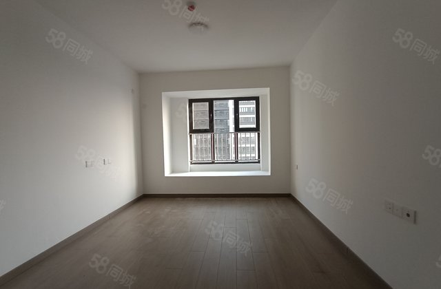 (真实保证)湖语上院3室