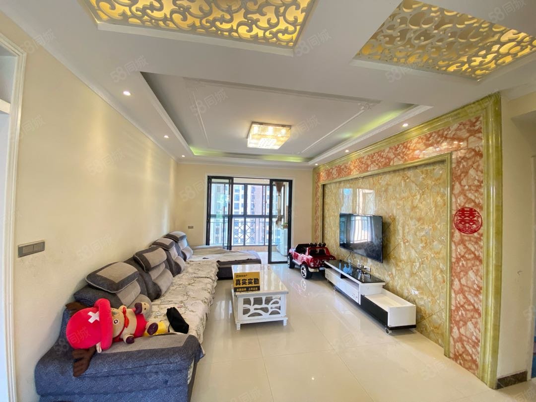 大洋五洲3室2厅2卫104㎡南北56.8万