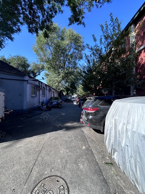 四環(huán)胡同小區(qū)1室0廳0衛(wèi)14.22㎡南293萬(wàn)