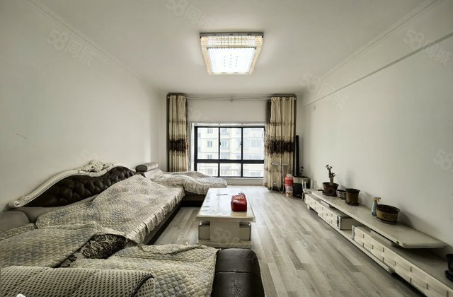 凤凰苑小区3室2厅130.19㎡69万二手房图片