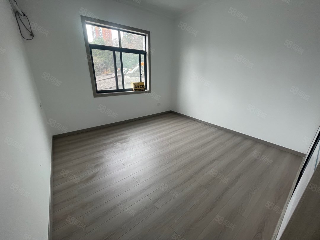 六堰山三区3室2厅1卫97.5㎡南北49.8万