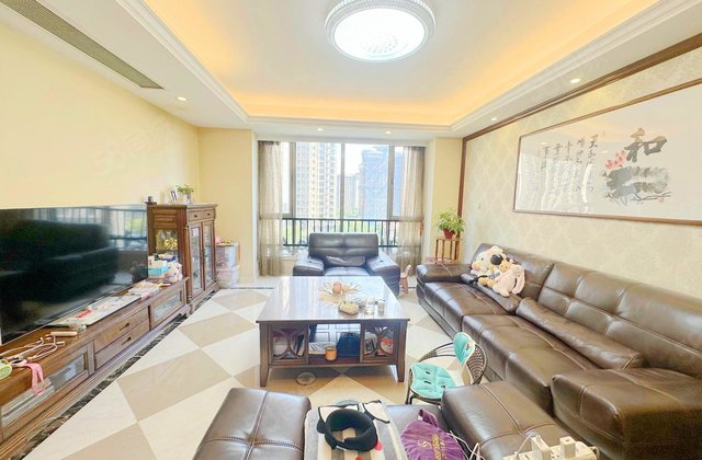 三盛国际拉菲公馆3室2厅155.74㎡235万二手房图片