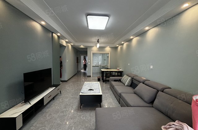 百里凯旋门3室2厅105㎡55万二手房图片