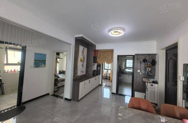 二中 精装三居室 免大税 带车位 观景楼层 看房方便 边户