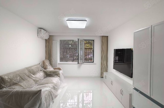 复兴门北大街7,9,11,15号楼2室1厅84.1㎡900万二手房图片