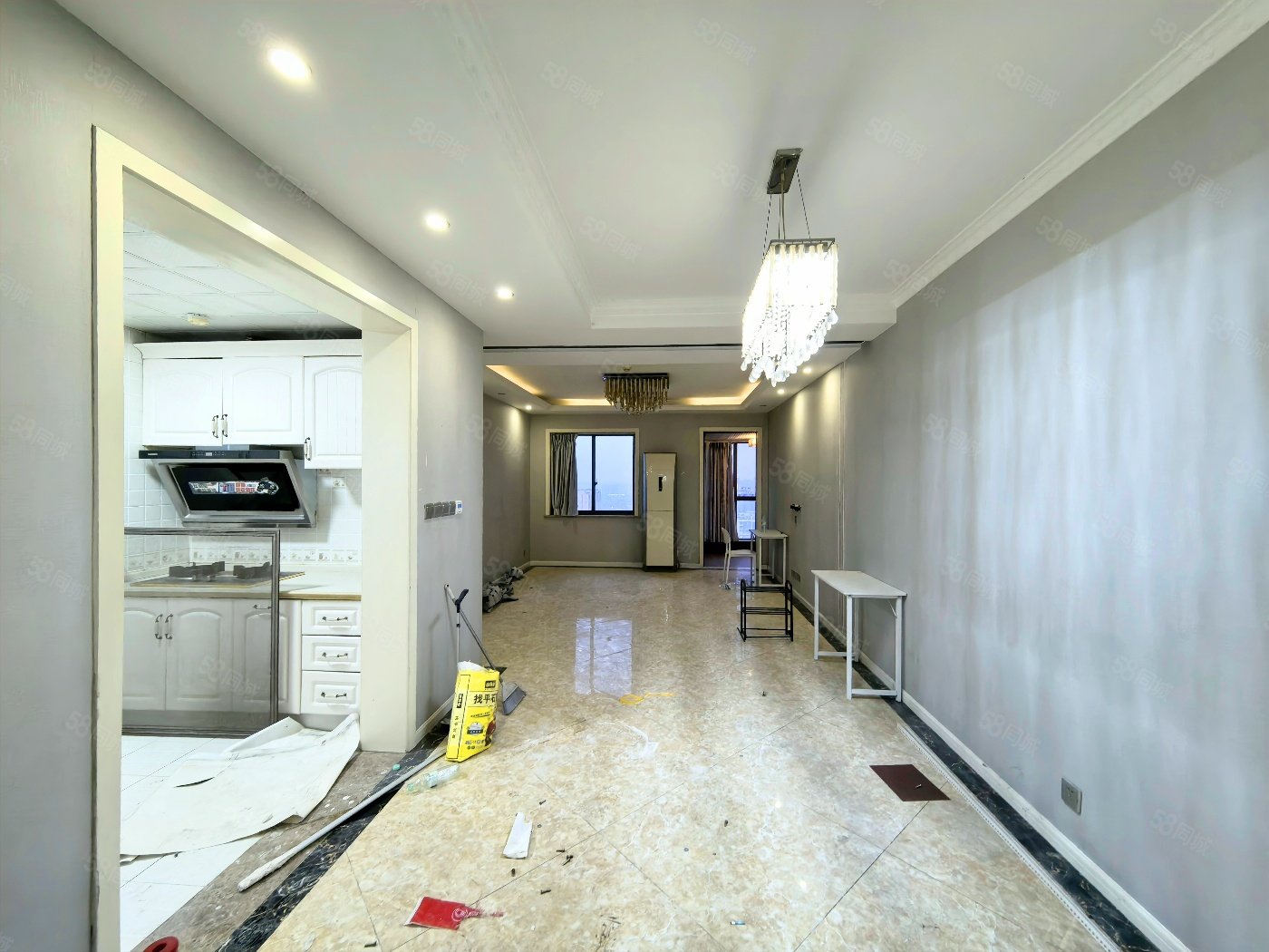 世豪广场天府豪庭4室2厅2卫127㎡北280万