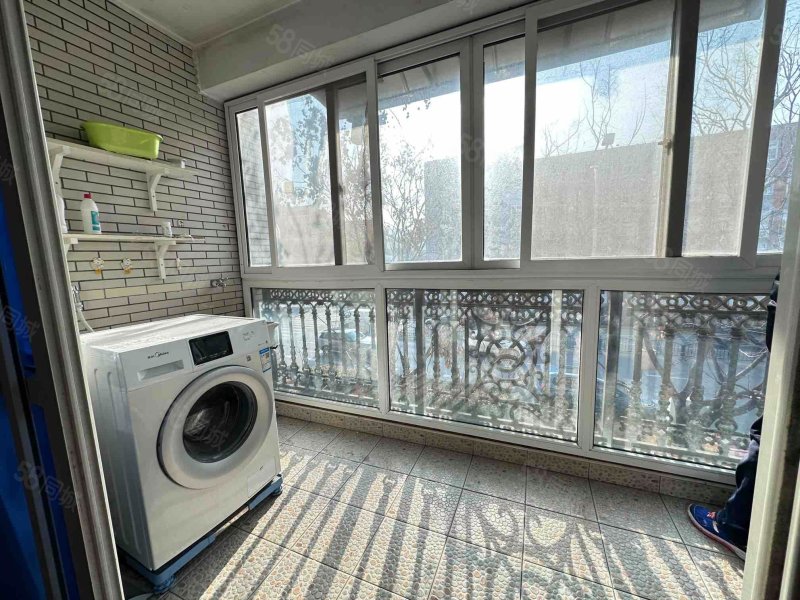 凌兆丹桂苑2室1厅1卫85.79㎡南530万