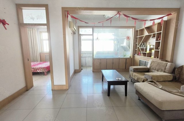 急售文轩本部 公安局家属院 大四室可隔五室 双阳台 看房方便