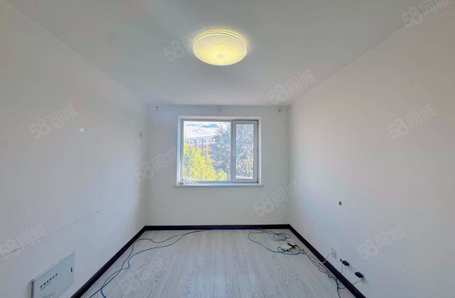 新华路31号小区2室1厅55.74㎡40万二手房图片