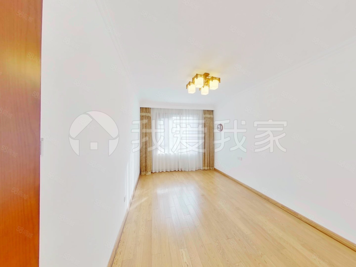 金科王府(別墅)5室3廳4衛(wèi)207.65㎡南北745萬