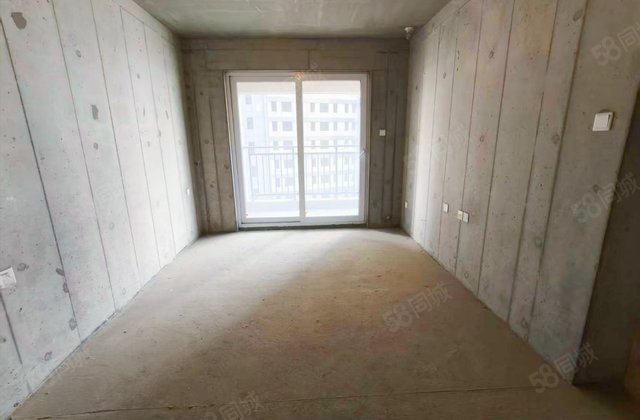 宏府鹍翔九天3室2厅123㎡98万二手房图片