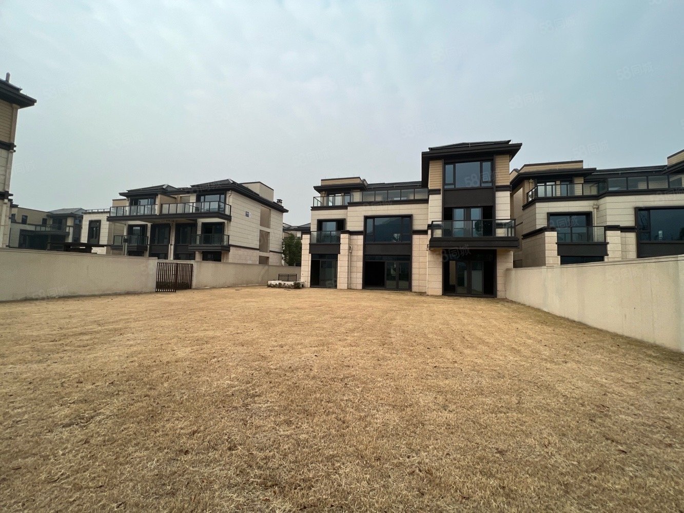 【10图】奥园朗境花园300平的双拼边套,大露台,奥园朗境-安吉58同城