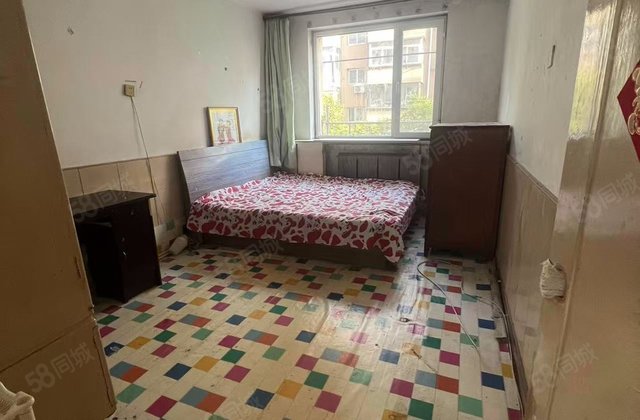 兰园街小区2室1厅55㎡35.8万二手房图片