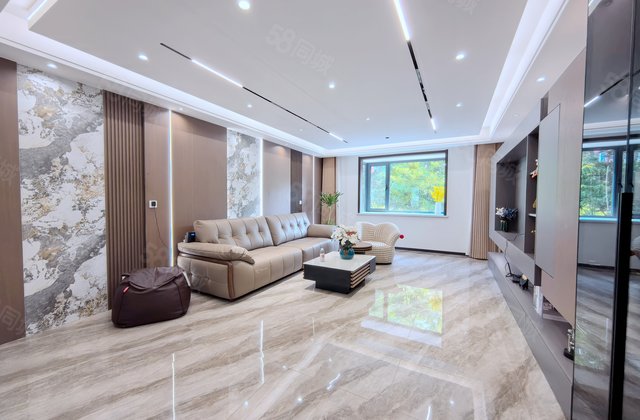 卓正丽景蓝湾(B区)3室2厅158.89㎡155万二手房图片
