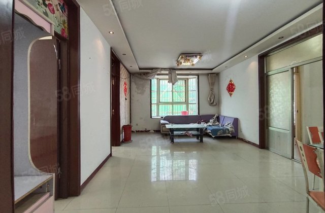 亿丰水晶城多层中间3楼边户 地暖房有储藏室 正规三室