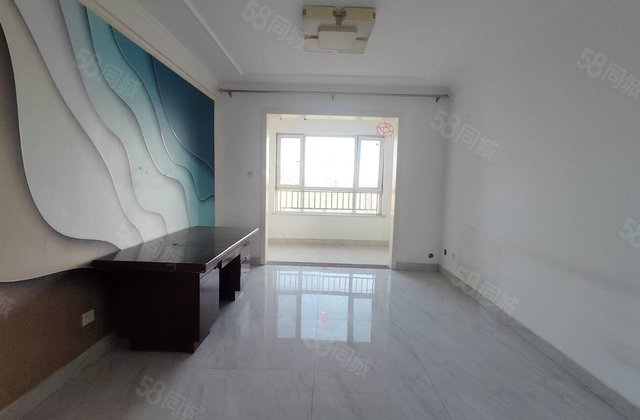 市中心人民公园大润发星光中央丽都 中央帝景三居室送储藏室