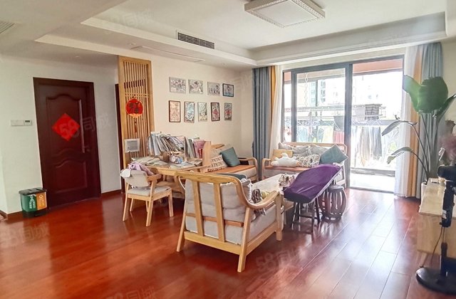 云谷小区祥乐苑4室2厅138㎡126万二手房图片