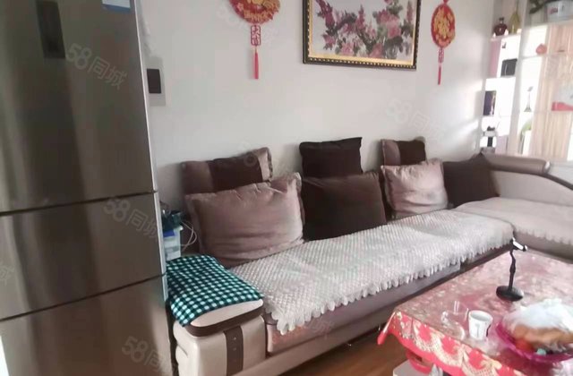 建龙尊邸2室1厅73.5㎡30万二手房图片