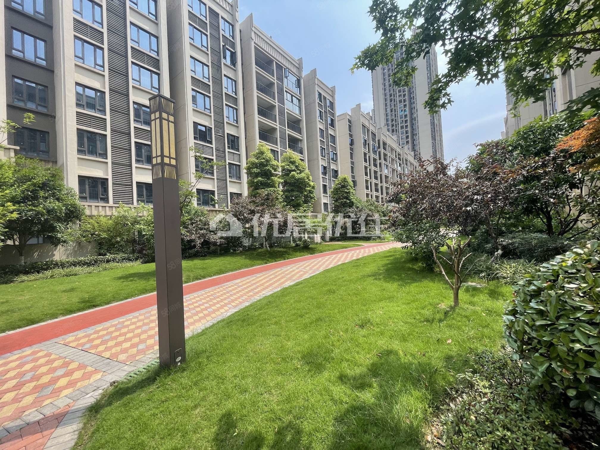 102平 电梯房 南北通透 精装 楼层好 视野无遮挡,富力城天禧-重庆58