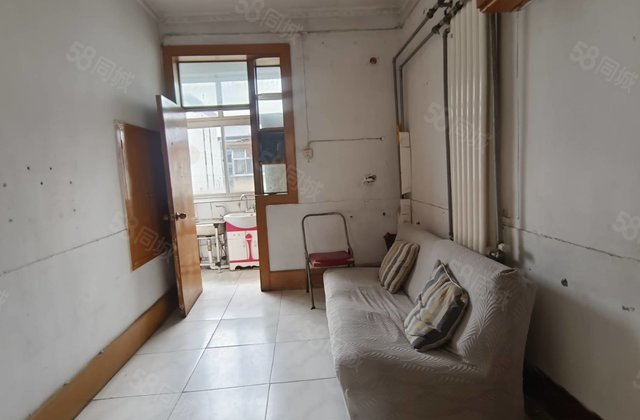 文轩 外国语 电业局三院 正规三室 送储藏室 61万有钥匙