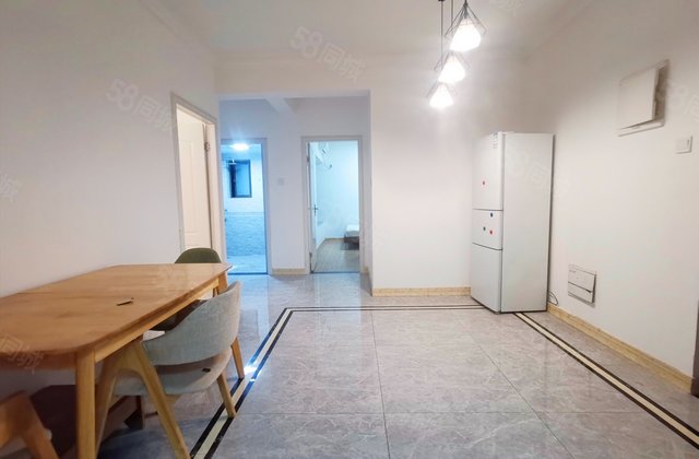 中洲锦城湖岸3室2厅76㎡240万二手房图片