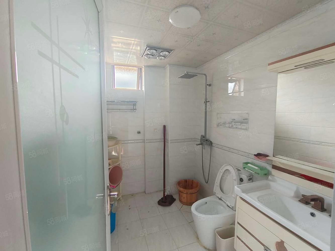 奥林清华3室2厅2卫132㎡南北68万