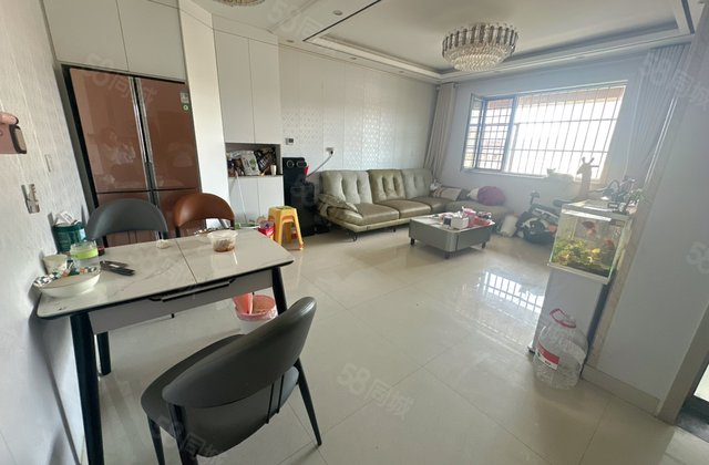 水晶丽城 房龄新 采光好 带地下室 商品房 好户型 急售