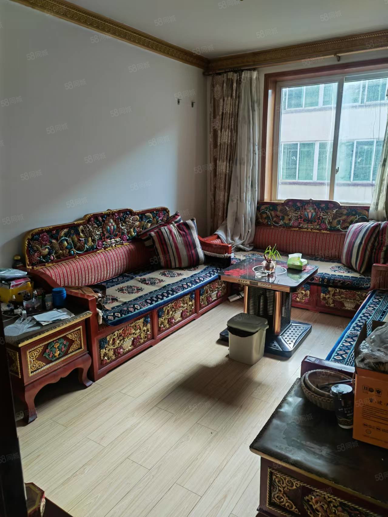 达萨街57号小区3室2厅1卫96.1㎡西南60万