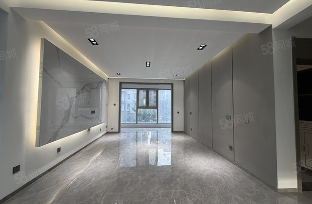 大唐天龙郡3室2厅125㎡69.9万二手房图片