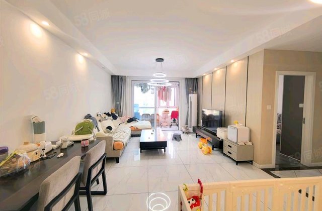 远大中央公园3室2厅108.04㎡165万二手房图片