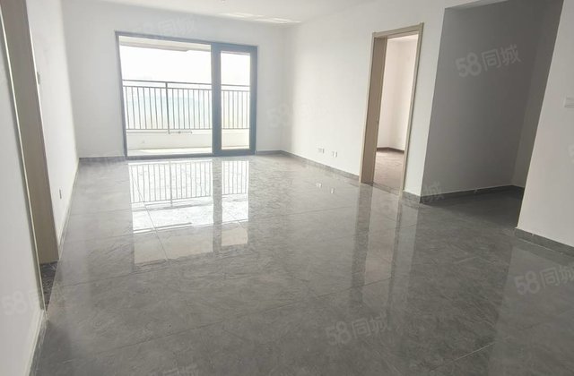 聊大南，二中对过，儒辰辰悦改善四居，四叶草户型，诚心出售