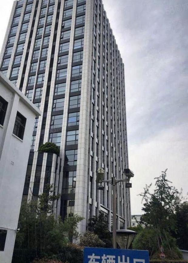 尚光徐汇中心1室2厅1卫66㎡东北450万