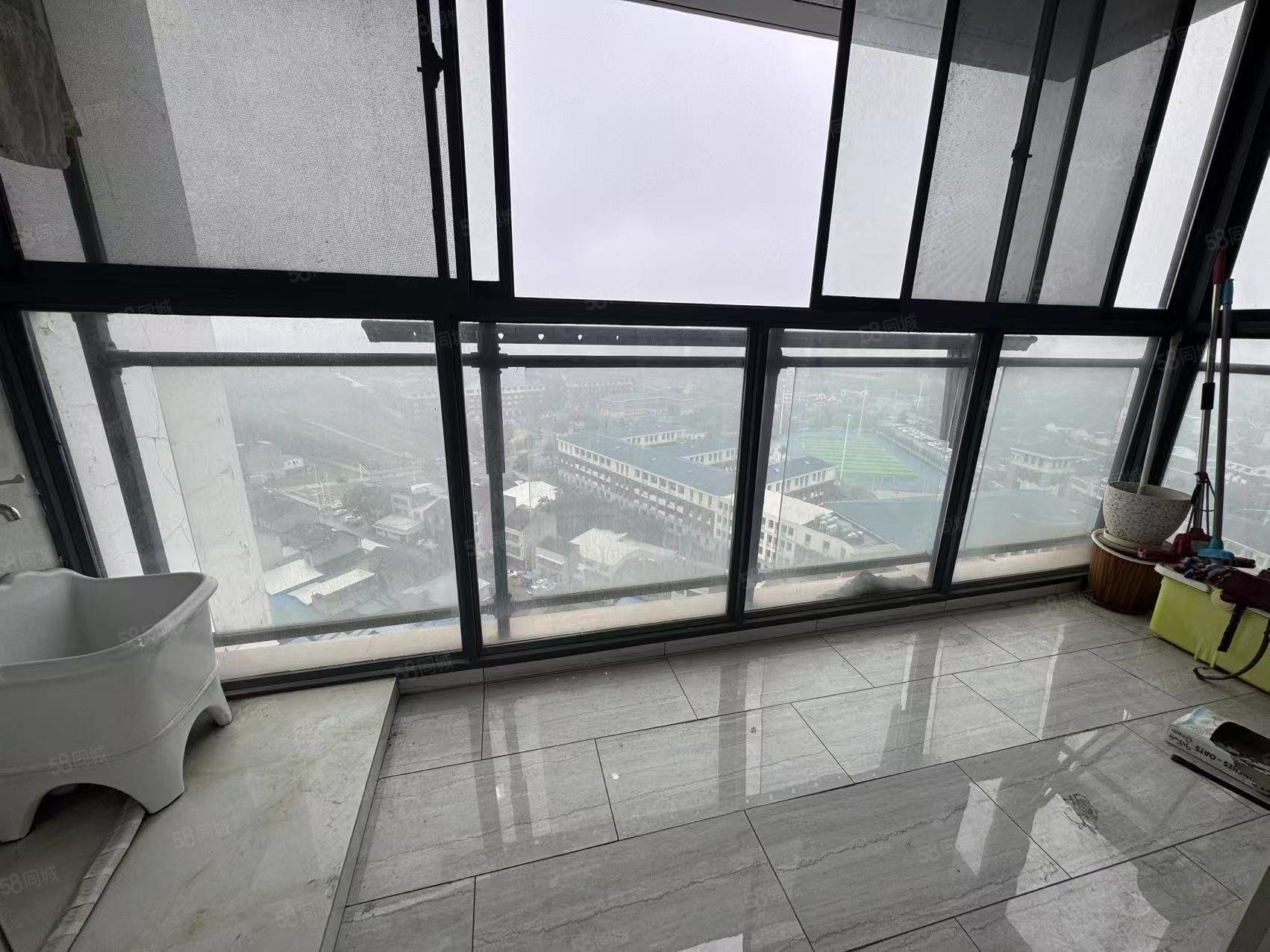 盛世东城3室2厅1卫95.95㎡南北37万