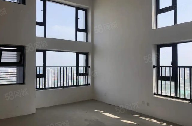 绿地新里城1室1厅43.38㎡26.4万二手房图片