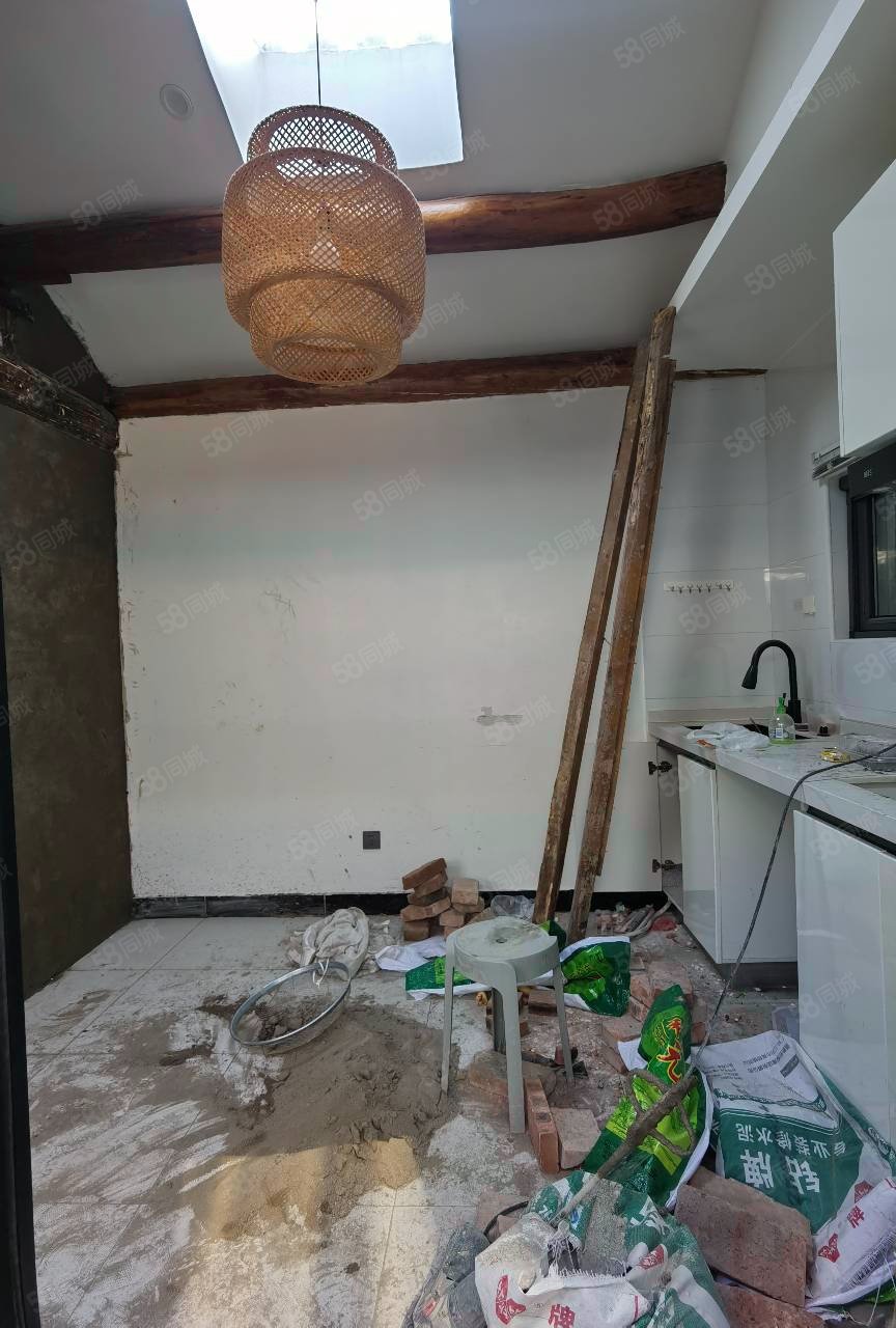 國子監(jiān)街小區(qū)1室1廳1衛(wèi)13㎡南北220萬